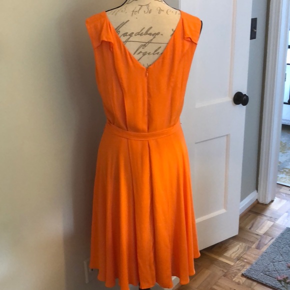 HOST PICK 🔥🔥🔥🔥🔥🔥🔥Orange Ann Taylor Dress Size 6 - Picture 8 of 8